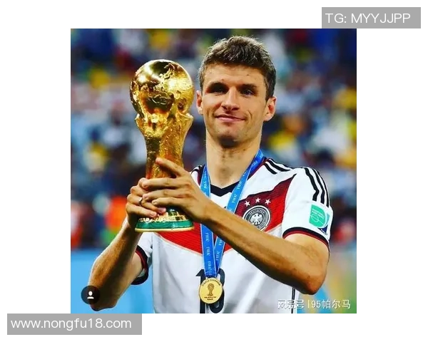 穆勒谈蓄胡的偶然尝试与自我发现过程：理发后的惊喜与新形象的形成